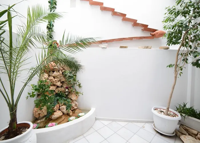 Stratos * Naxos City