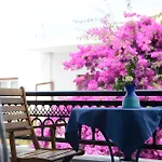 Studios Stratos Daire Naxos City
