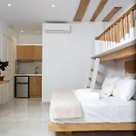 Studios Stratos Naxos City
