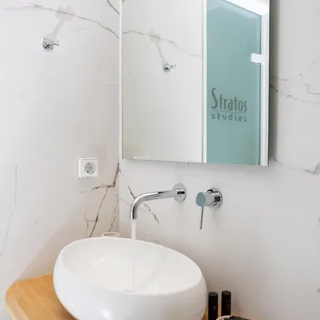 Stratos * Naxos City