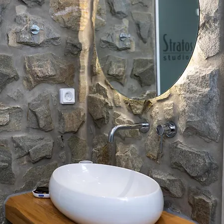 Studios Stratos * Naxos City