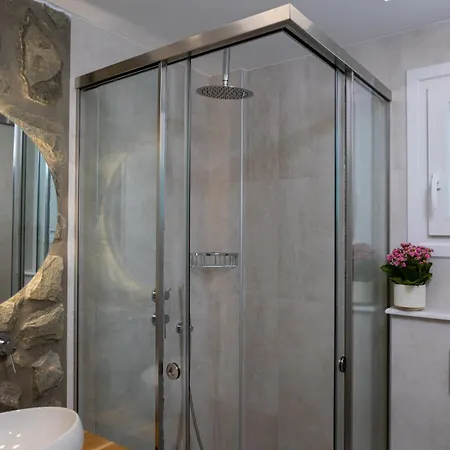 Studios Stratos Daire Naxos City