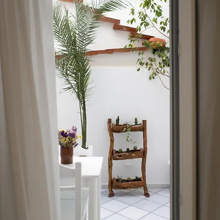 Stratos Apartment