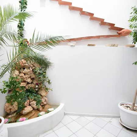 Studios Stratos * Naxos City