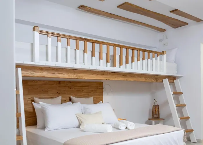 Studios Stratos Naxos City