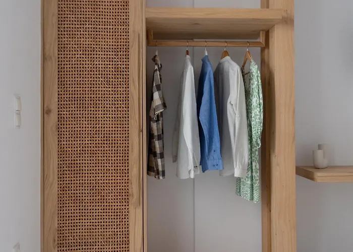 Stratos * Naxos City